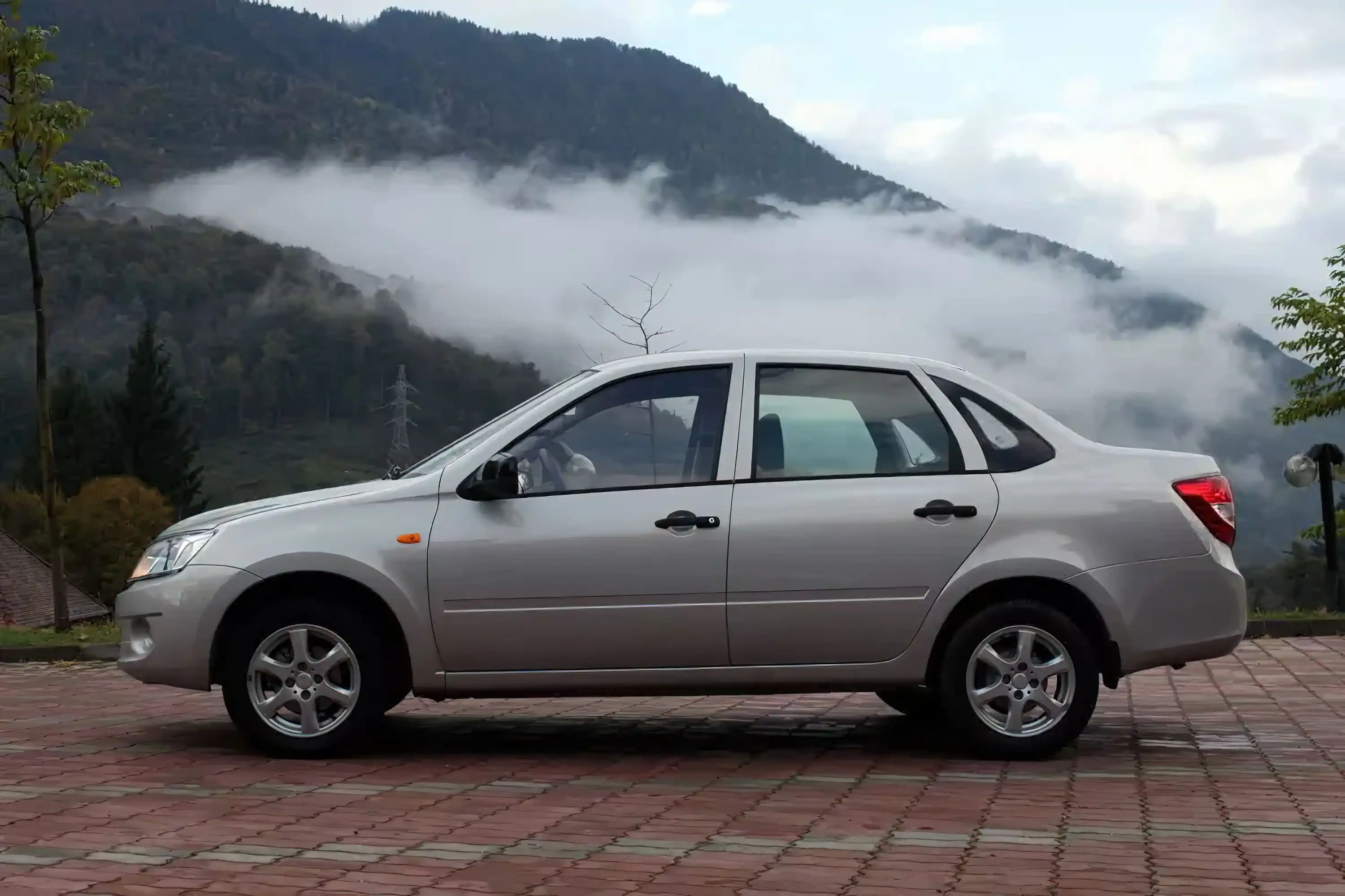 АвтоВАЗ повернеться до випуску автомобілів без електронних систем