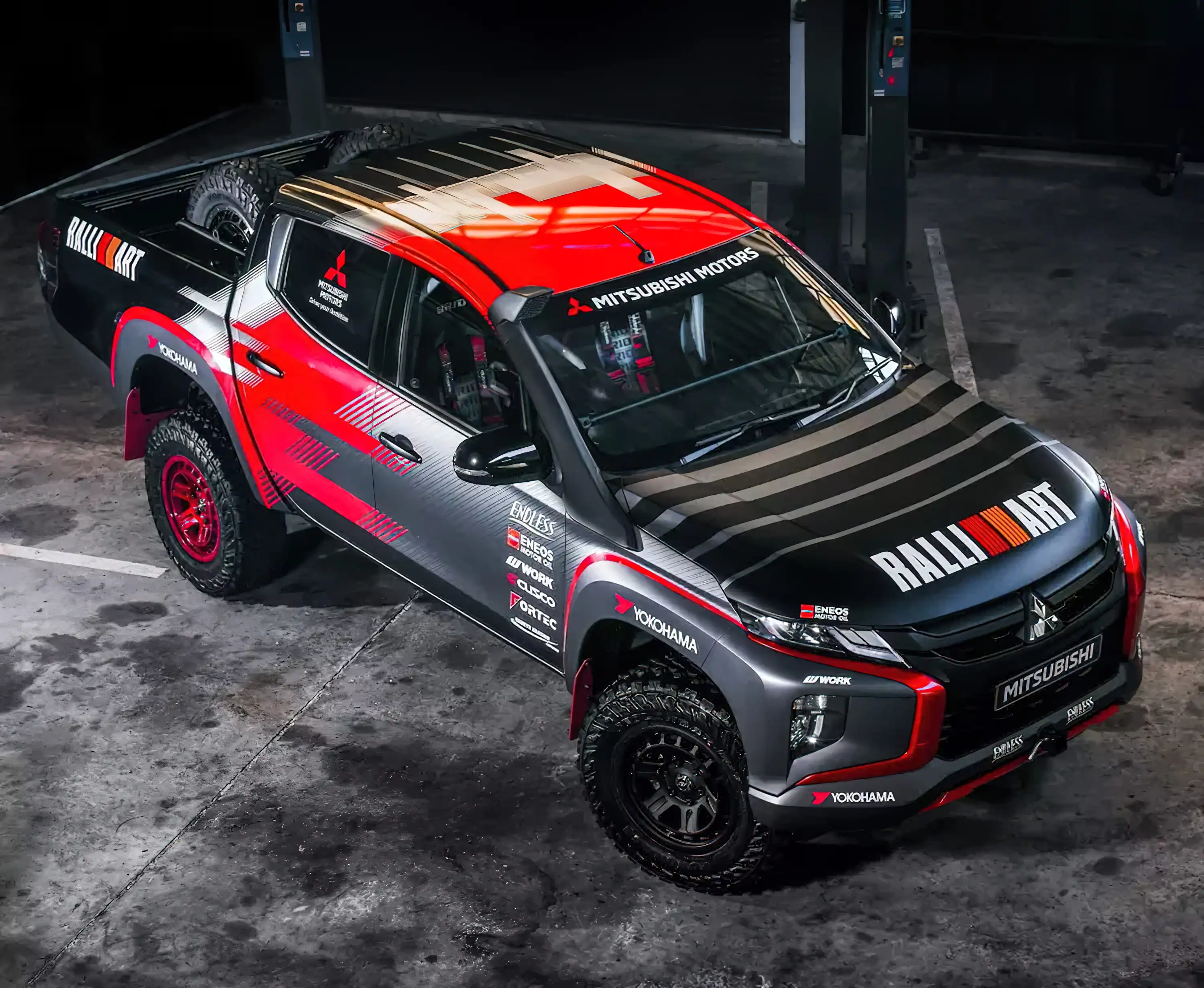 Пікап Mitsubishi L200 отримав екстремальну версію