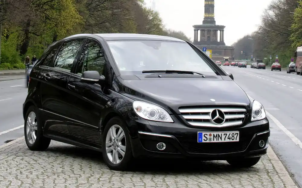 Mercedes-Benz B-Class став жертвою кросоверів