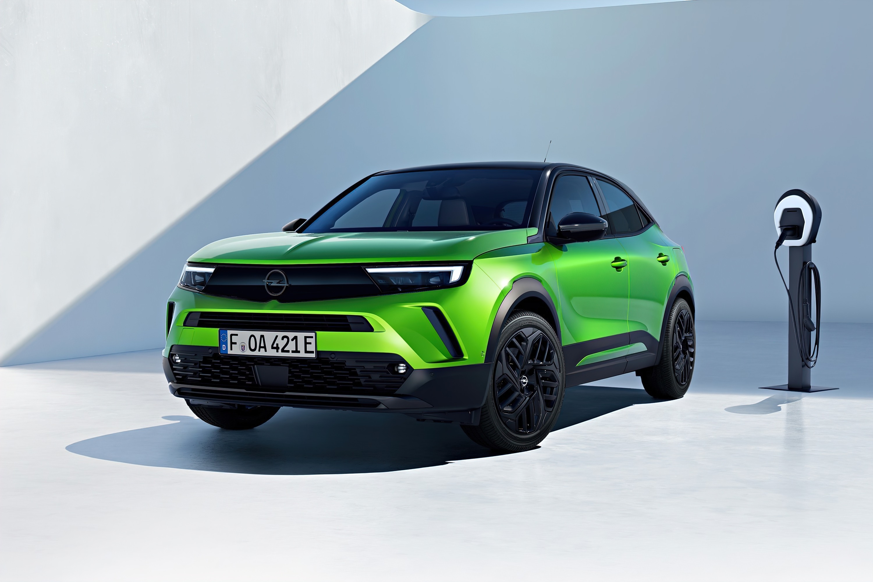 Електричний Opel Mokka переніс технічне оновлення на тлі зростання продажів