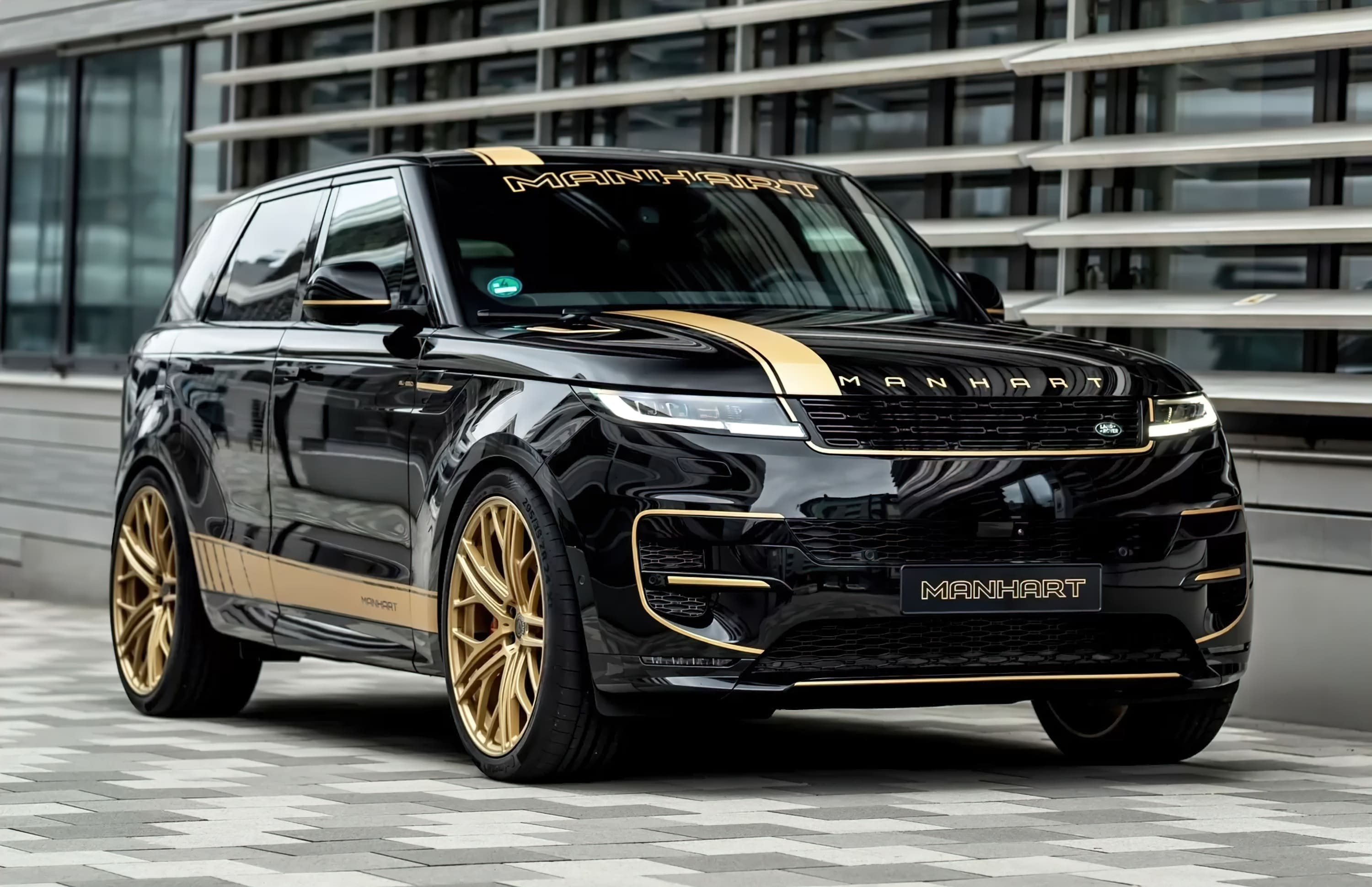 Manhart представив свій Range Rover Sport SV за два тижні до дебюту заводської версії